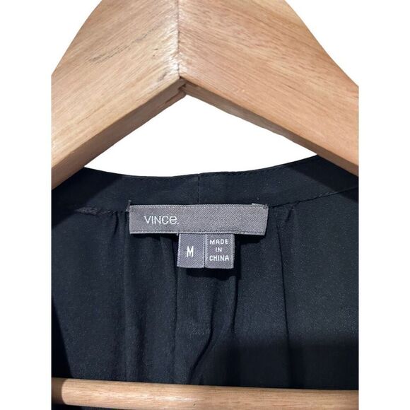 Vince Silk Blend Ruffle V-Neck Handkerchief Hem Button Down Blouse Black Medium - Picture 4 of 12